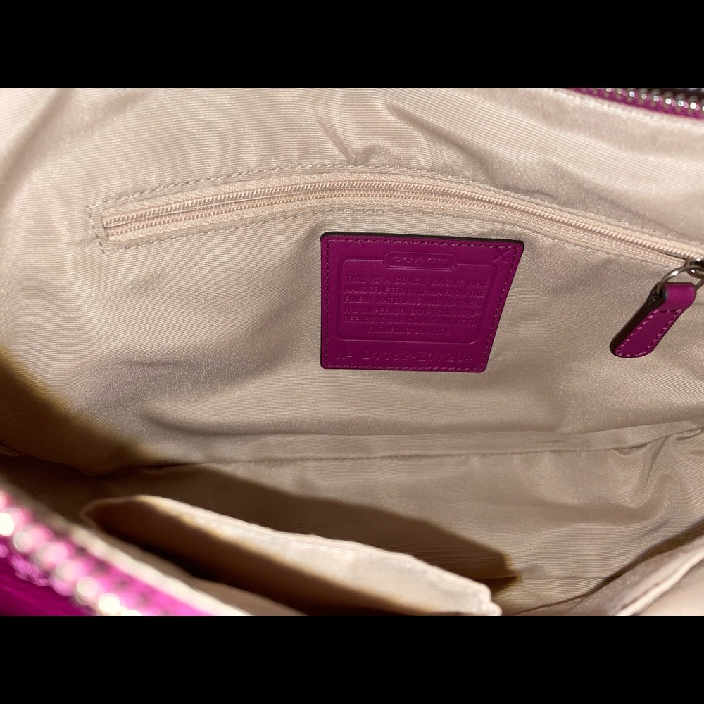 COACH Medium Raspberry Hobo Bag - Picture 7 of 9